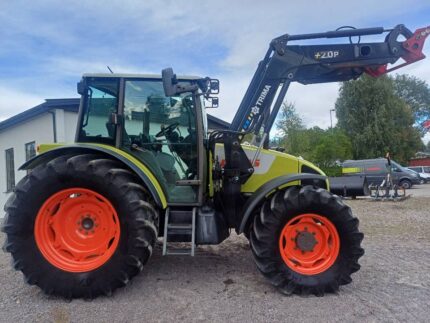 Tracteur CLAAS Celtis 446